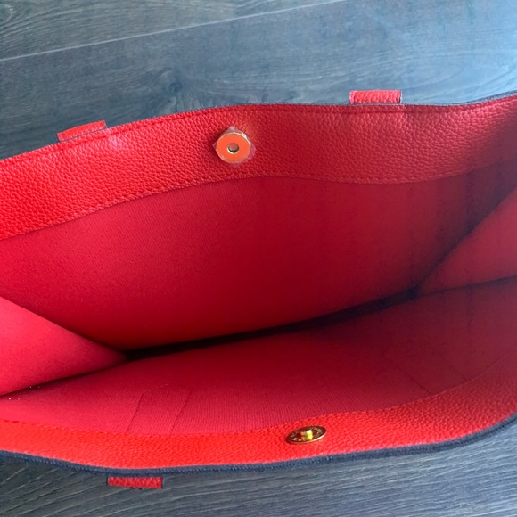 Red Tote Bag - Picture 3 of 5